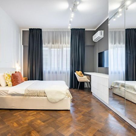 Elegant Two Bedrooms Apartment Bukarest Exteriör bild