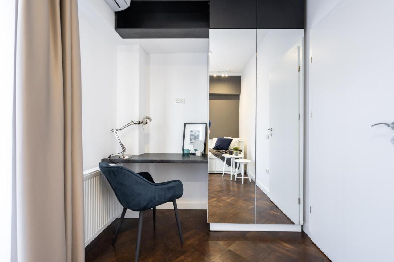 Elegant Two Bedrooms Apartment Bukarest Exteriör bild