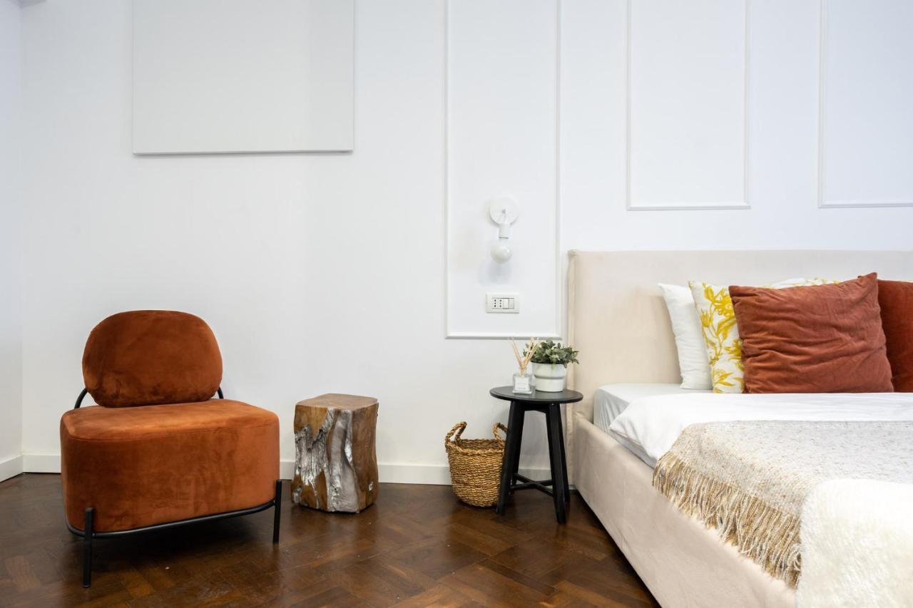 Elegant Two Bedrooms Apartment Bukarest Exteriör bild